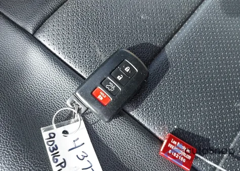 2018 Toyota Highlander Limited из США, поврежденный, VIN 5TDDZRFH7JS914169